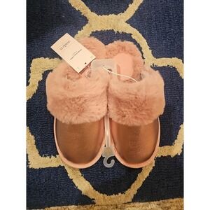 Auden Slippers Metallic Pink Faux Fur Slip‎ On Size Small 5/6 Brand New W Tags